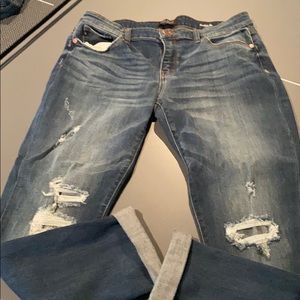 Judy Blue Distressed Boyfriend Jeans